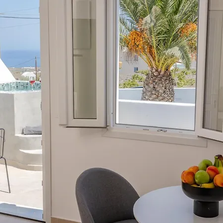 Theophrasti Suites Foinikia  Exterior photo