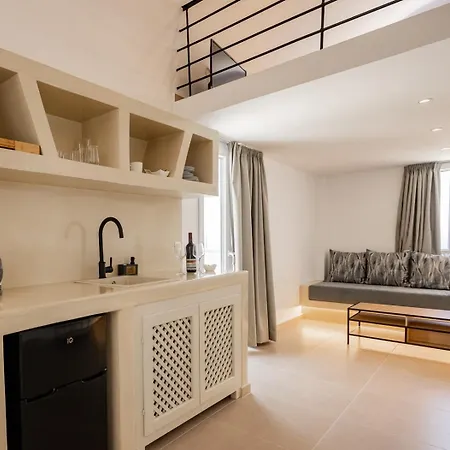 Theophrasti Suites Foinikia  Room photo