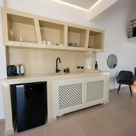 Theophrasti Suites Foinikia  Exterior photo