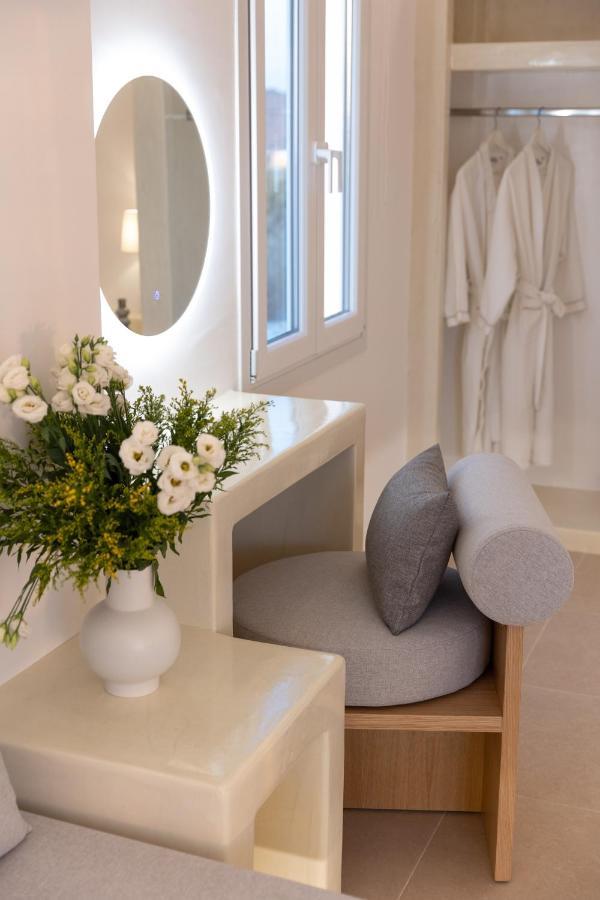 Apartment Theophrasti