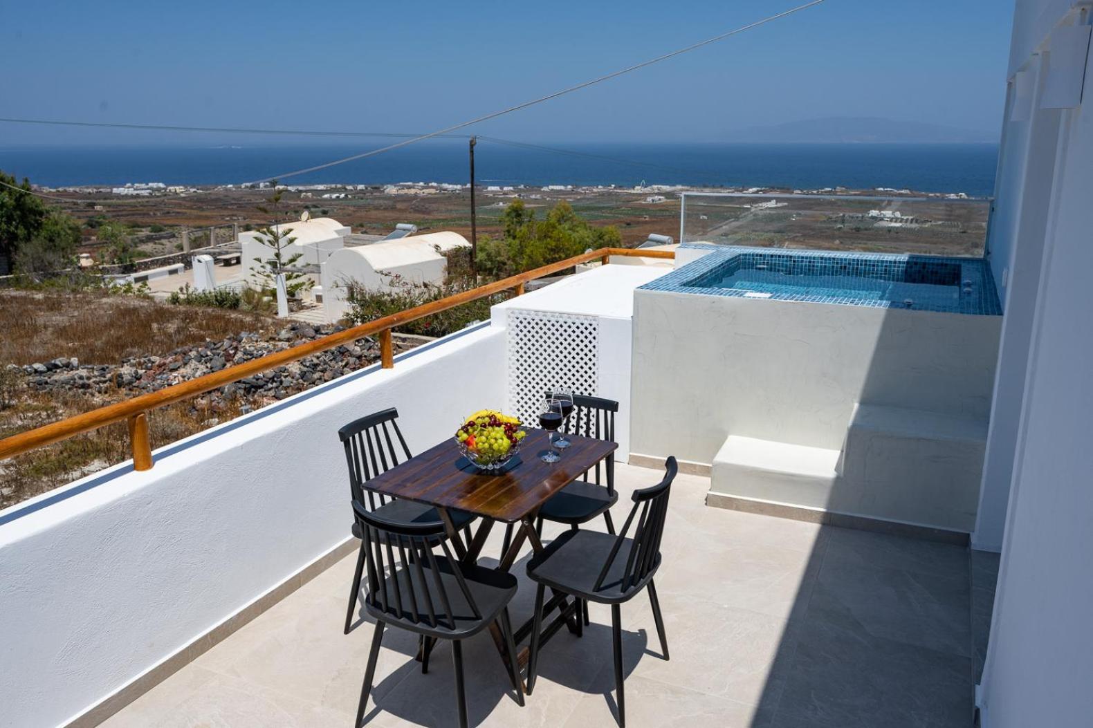 Theophrasti Apartment